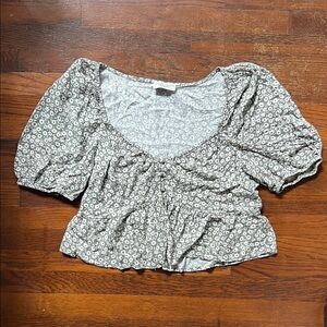 Dress Forum Floral Puff Sleeve Blouse - Gray and White